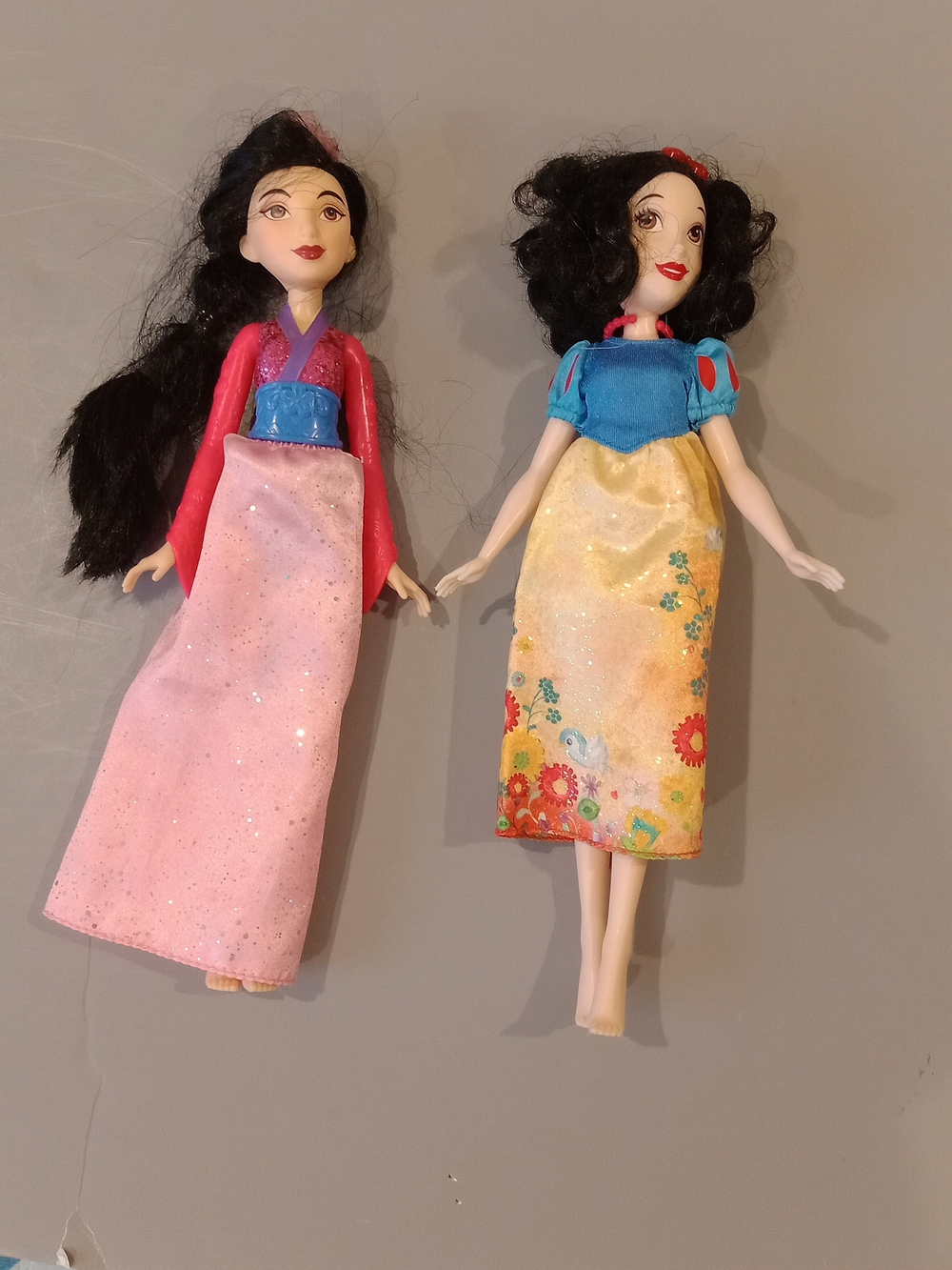 Mulan And Snow White Disney Princess Fashion Dolls